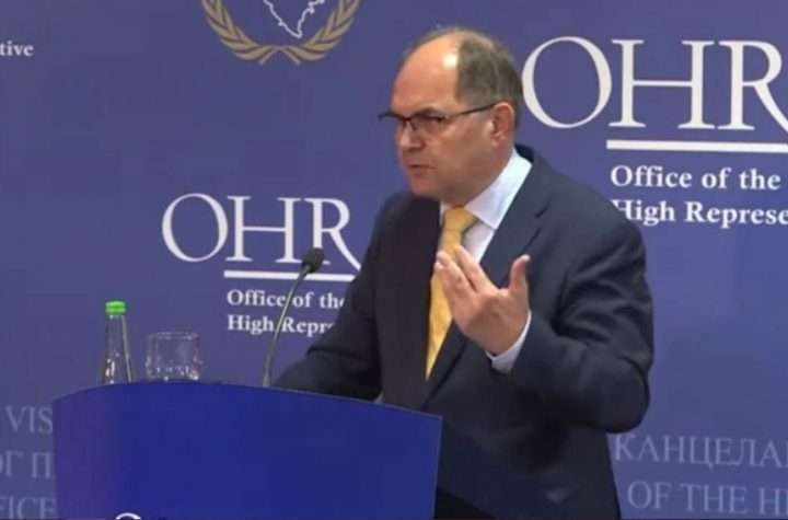 OHR pozvao na procesuiranje Milorada Dodika zbog negiranja genocida u Srebrenici
