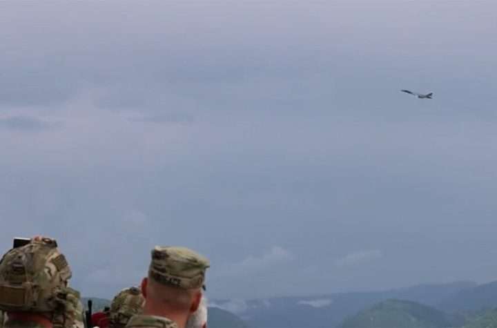 Američki bombarderi preletjeli iznad Bosne i Hercegovine