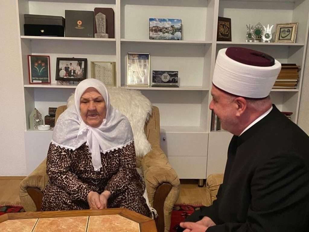 Nana Fata Orlović se sprema za odlazak na hadž: Svoj narod selamim gdje god bio