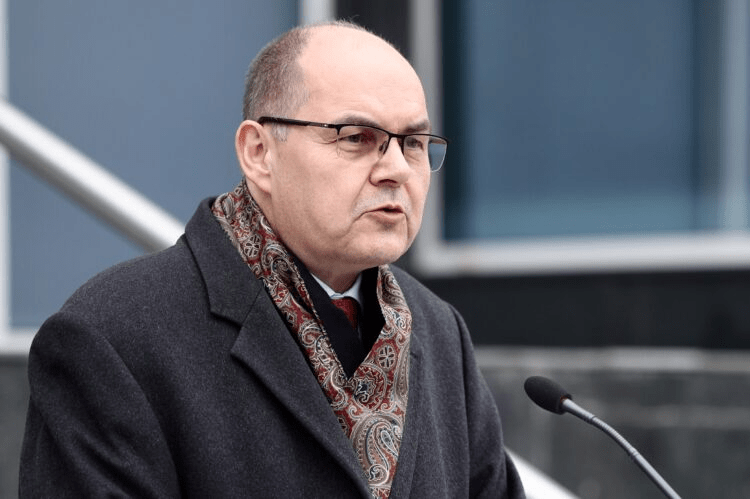 Pročitajte Odluku Schmidta kojom se sprečava stupanje na snagu zakona RS