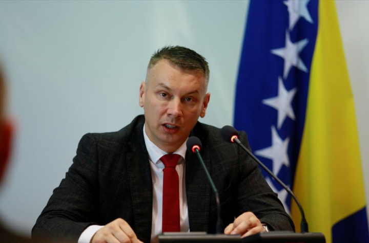 Predstavnički dom PSBiH o smjeni Nenada Nešića: Vrijeđao je žrtve genocida u Srebrenici