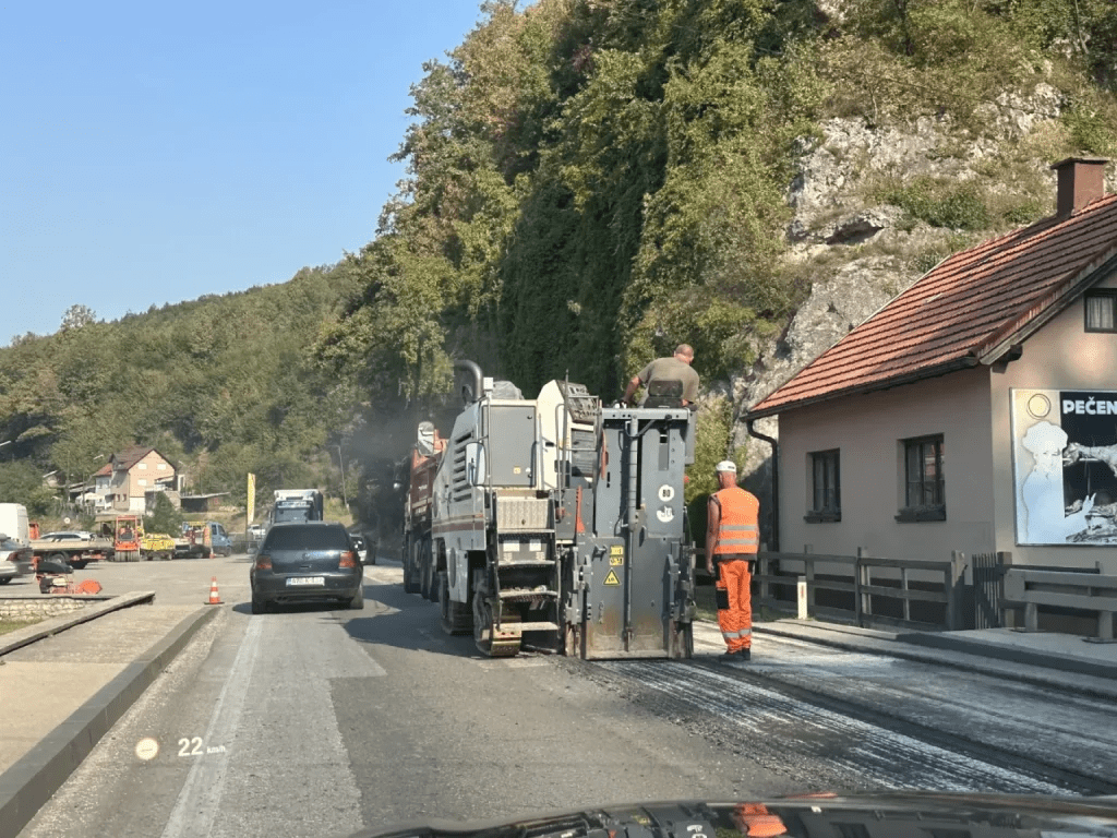 U toku rekonstrukcija dijela ceste Kaonik - Vitez