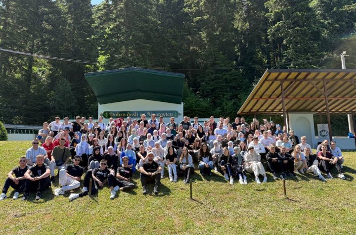 Omladinski kamp na Ajvatovici okupio 200 mladih iz Srednje Bosne