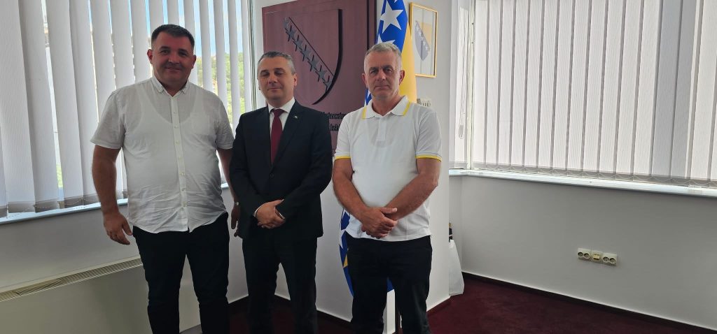 Mehanović i Šečić u službenoj posjeti ministru Dizdaru