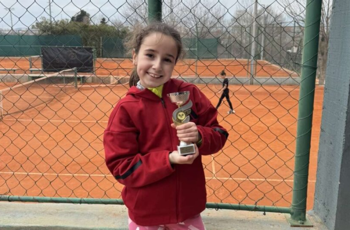 Teniserka Laura Puljić osvojila prvo mjesto u Solinu