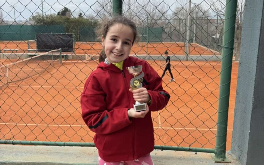 Teniserka Laura Puljić osvojila prvo mjesto u Solinu