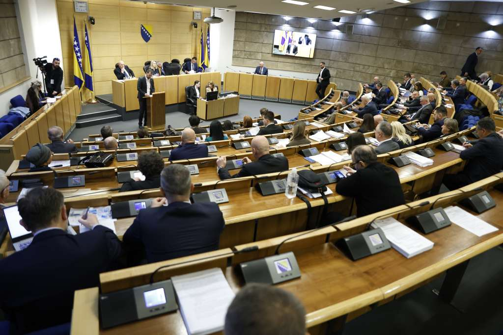 Predstavnički dom odobrio set zakona u oblasti reforme finansijskog i platnog sistema FBiH