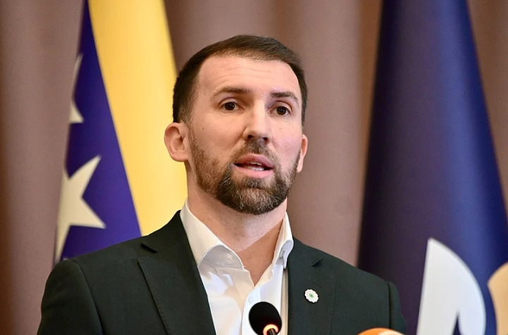 Delić podnio prijavu protiv pripadnika MUP-a RS iz Doboja zbog napada na žene i cijepanja zastave RBiH