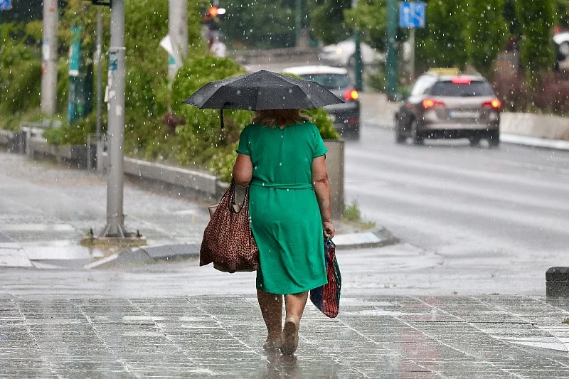U ponedeljak stiže promjena vremena: Očekuje se kiša i zahlađenje, ali neće dugo trajati