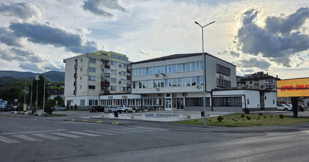 Općina Busovača prima četiri državna službenika